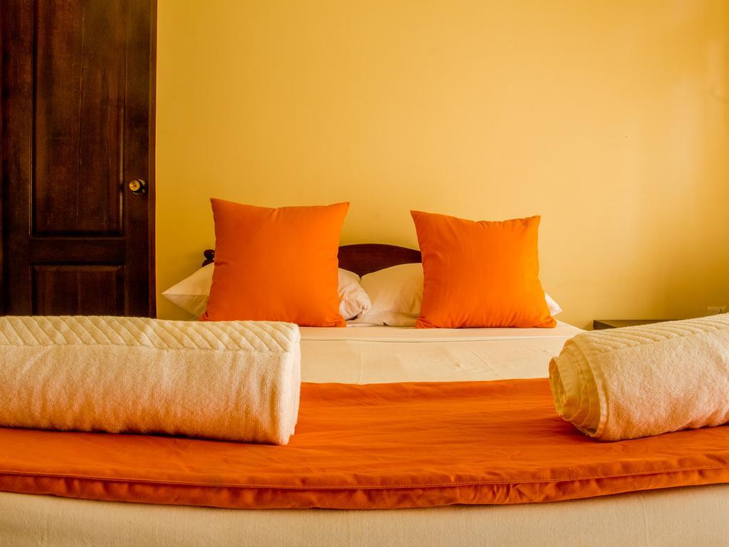 Aronka Homestay แคนดี้ ภายนอก รูปภาพ