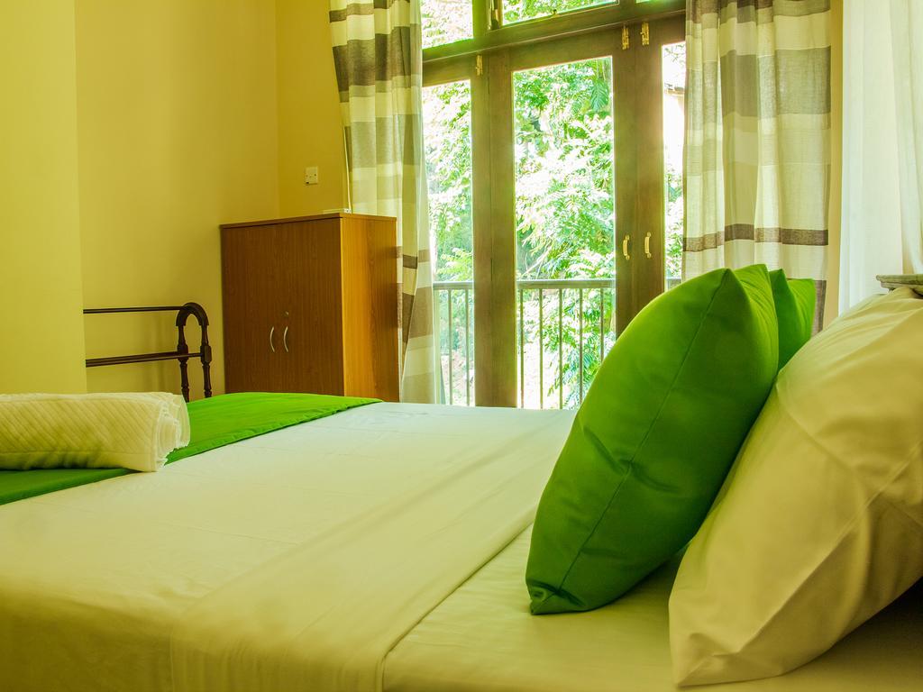 Aronka Homestay แคนดี้ ภายนอก รูปภาพ