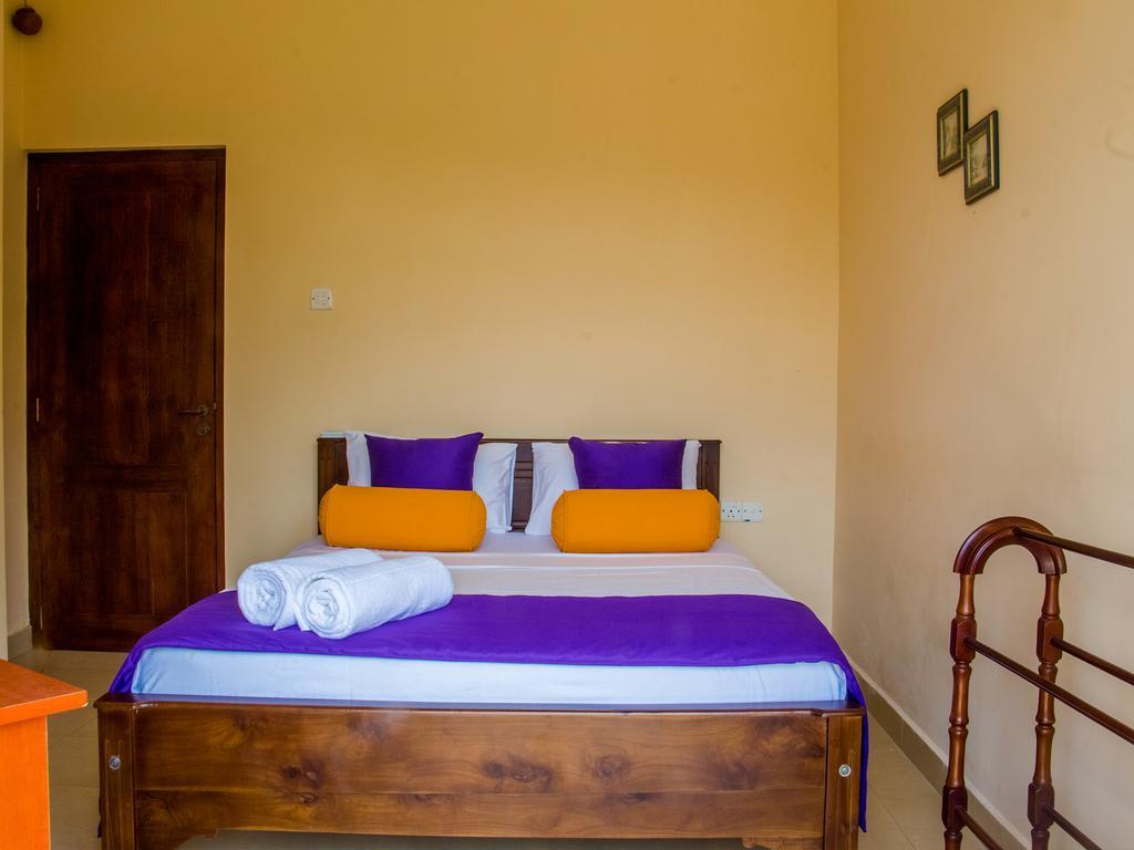 Aronka Homestay แคนดี้ ภายนอก รูปภาพ