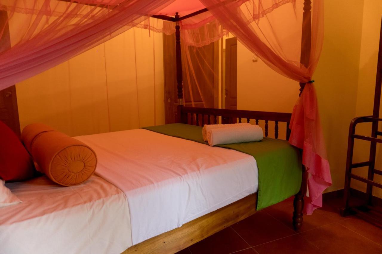 Aronka Homestay แคนดี้ ภายนอก รูปภาพ