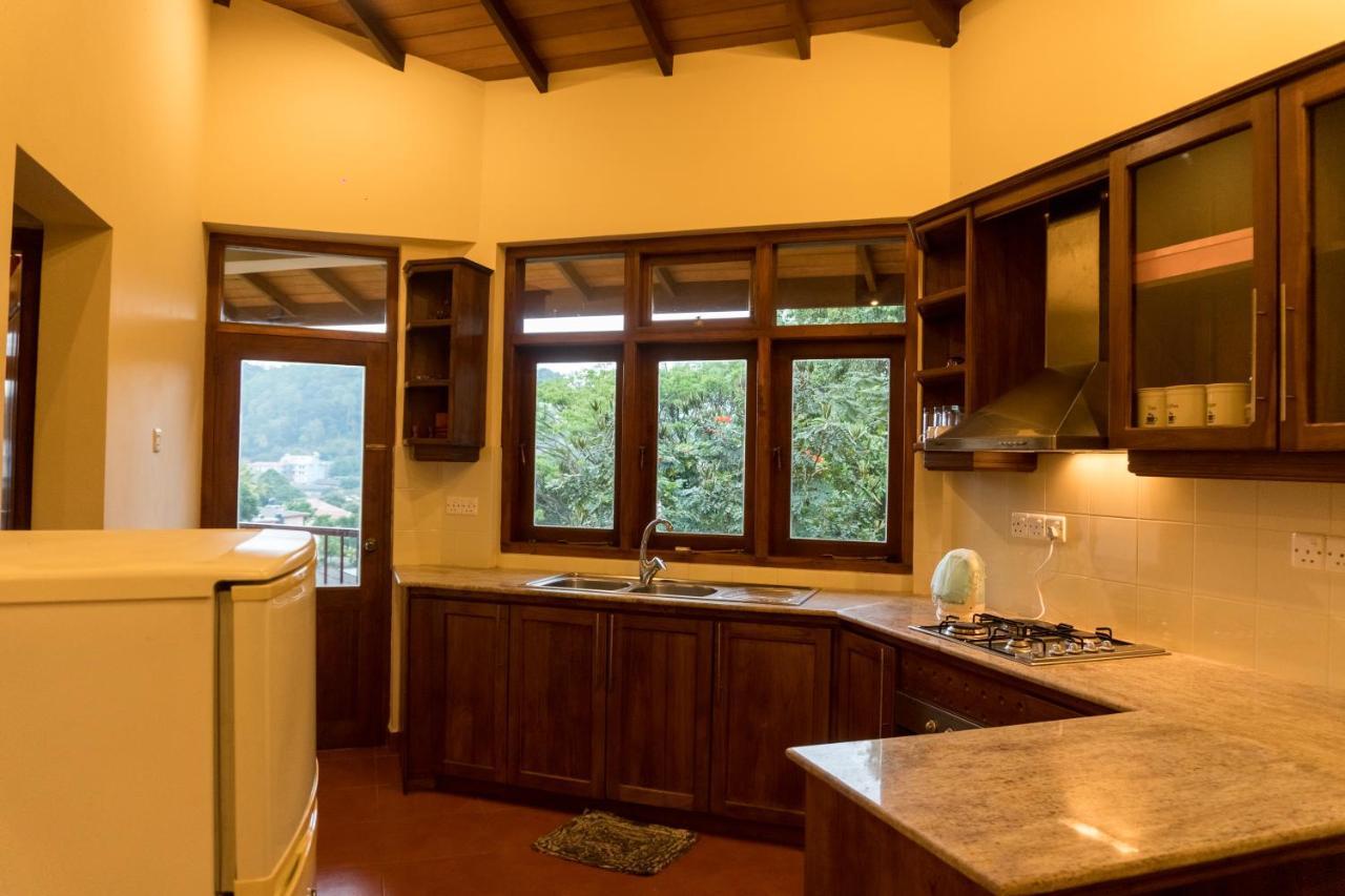 Aronka Homestay แคนดี้ ห้อง รูปภาพ
