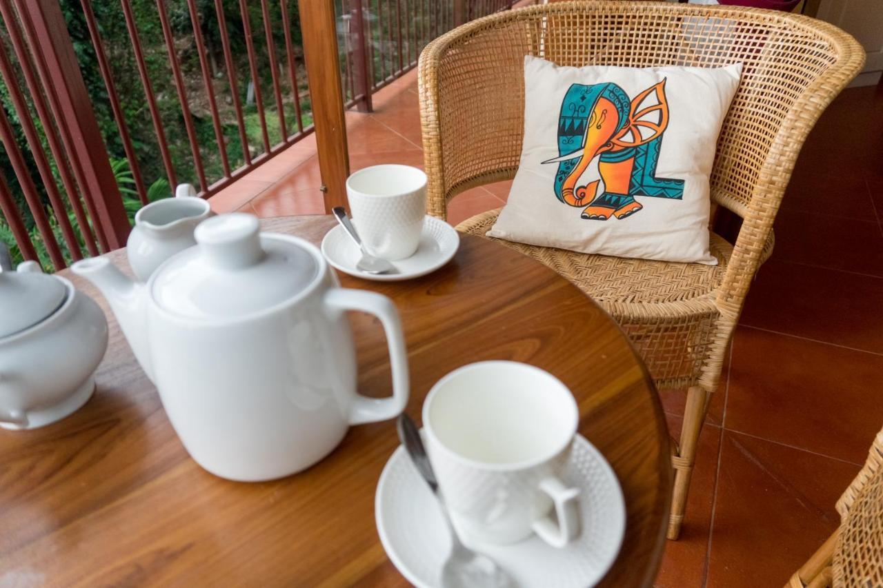 Aronka Homestay แคนดี้ ห้อง รูปภาพ